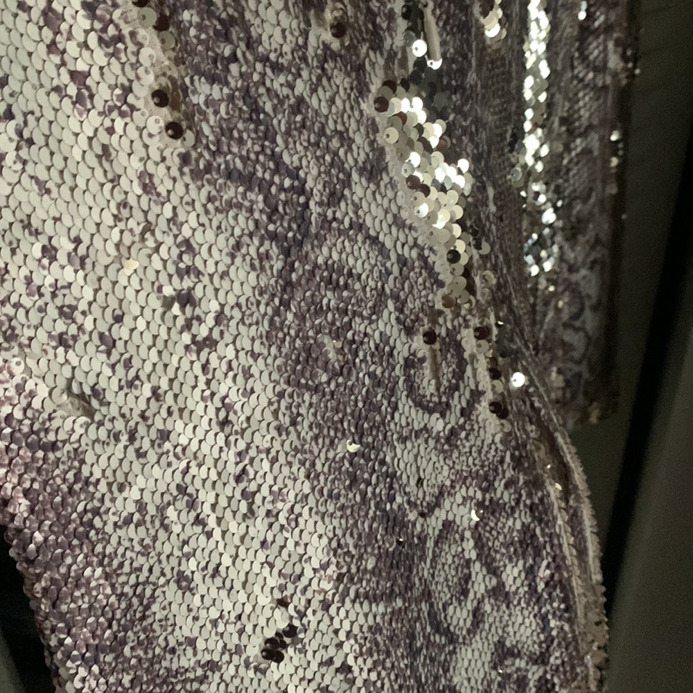 DRESS THE POPULATION … WORN ONCE! - Picture 3 of 3